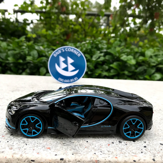 [BNB's Corner] Xe mô hình Bugatti Chiron tỷ lệ 1:32 màu đen
