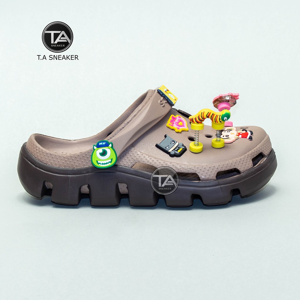 Dép Cross Cá Nâu Nhạt Full Tag Cao Cấp Đẹp  [ Giá Sỉ+ Box Hãng + Loại Xịn + 12 Jb Stic ]