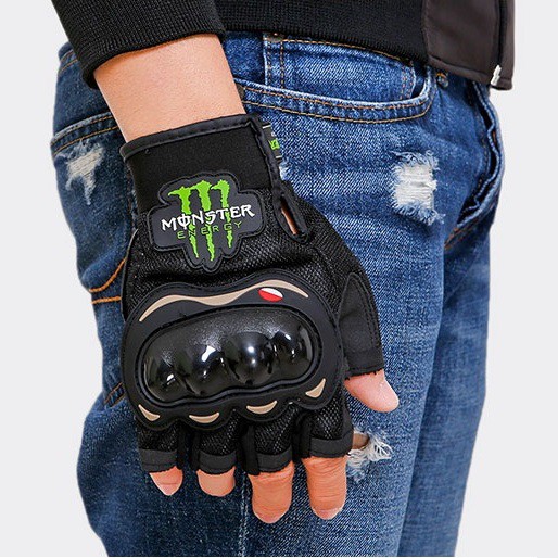 Găng tay monster có gù - ngón cụt