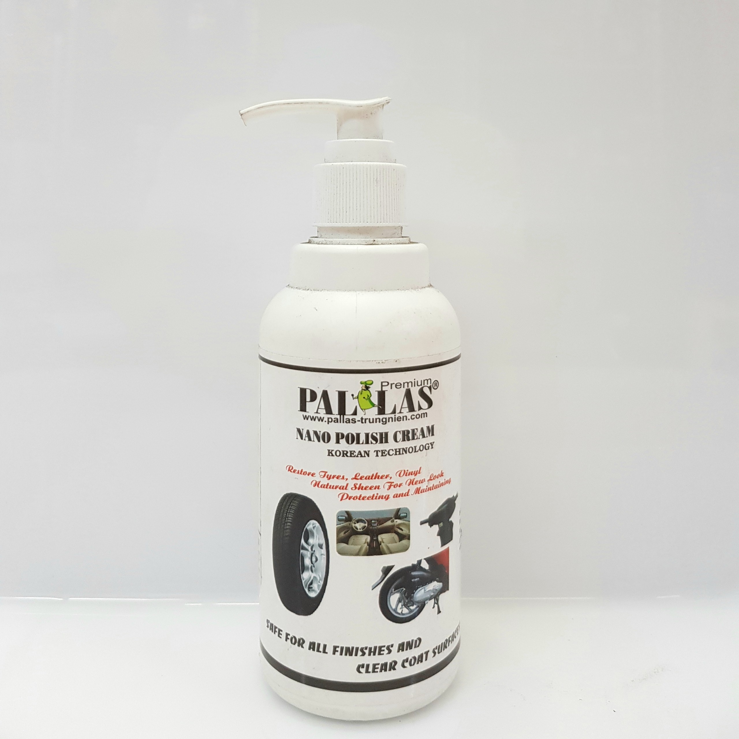 [HCM]KEM BÓNG VỎ XE PALLAS 300ML