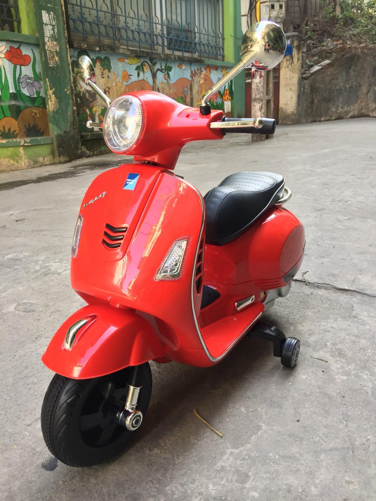 XE MÁY ĐIỆN TRẺ EM VESPA CỔ ĐIỂN