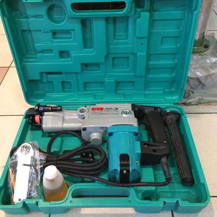 [HCM][Trả góp 0%] MÁY ĐỤC BÊ TÔNG AZC38