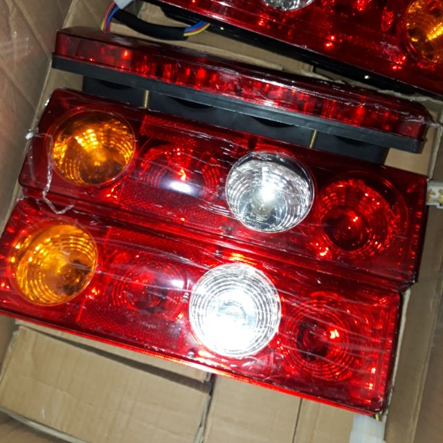 Sản phẩm gia đình làm: Đèn hậu 1 tấn fosia cửu long trường hải, phụ kiện thay thế, đồ bền cao, cam kết như hình