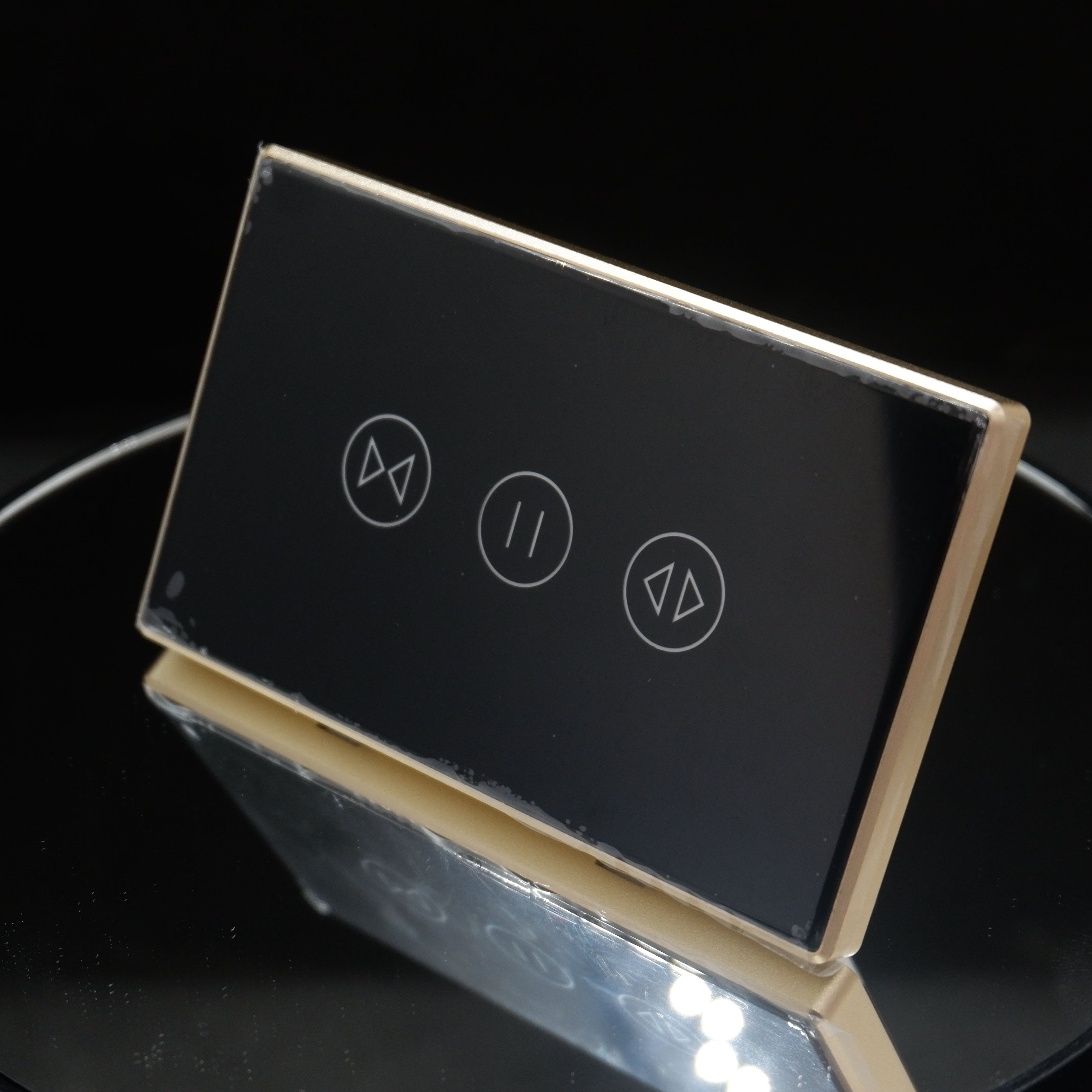 Công tắc thông minh Wifi Tuya chuyên dùng cho cửa cuốn