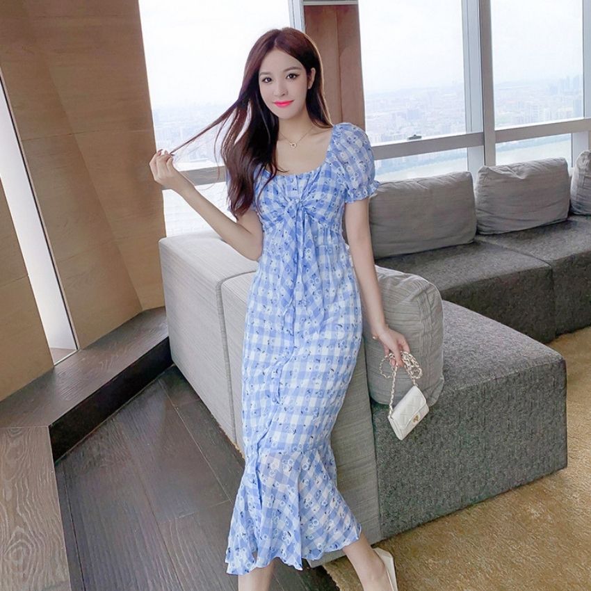 Váy Đuôi Cá , Đầm Hoa Nhí Kẻ Caro Cổ Vuong Trễ Vai Dáng Dài , Vải Voan 2 Lớp Phong Cách Hàn Quốc TẶNG KÈM phụ kiện xinh