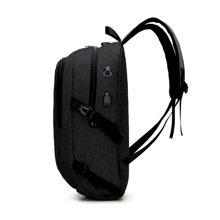 Balo chéo túi đeo Attack On Titan Kèm Cổng USB