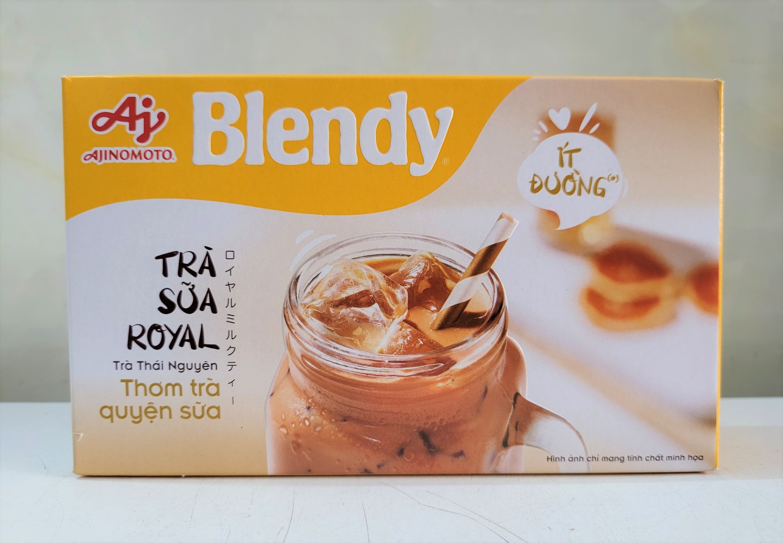 [Hộp 144g (8 gói)] TRÀ SỮA ROYAL ÍT ĐƯỜNG Blendy [VN] AJINOMOTO Milk Tea Less Sugar