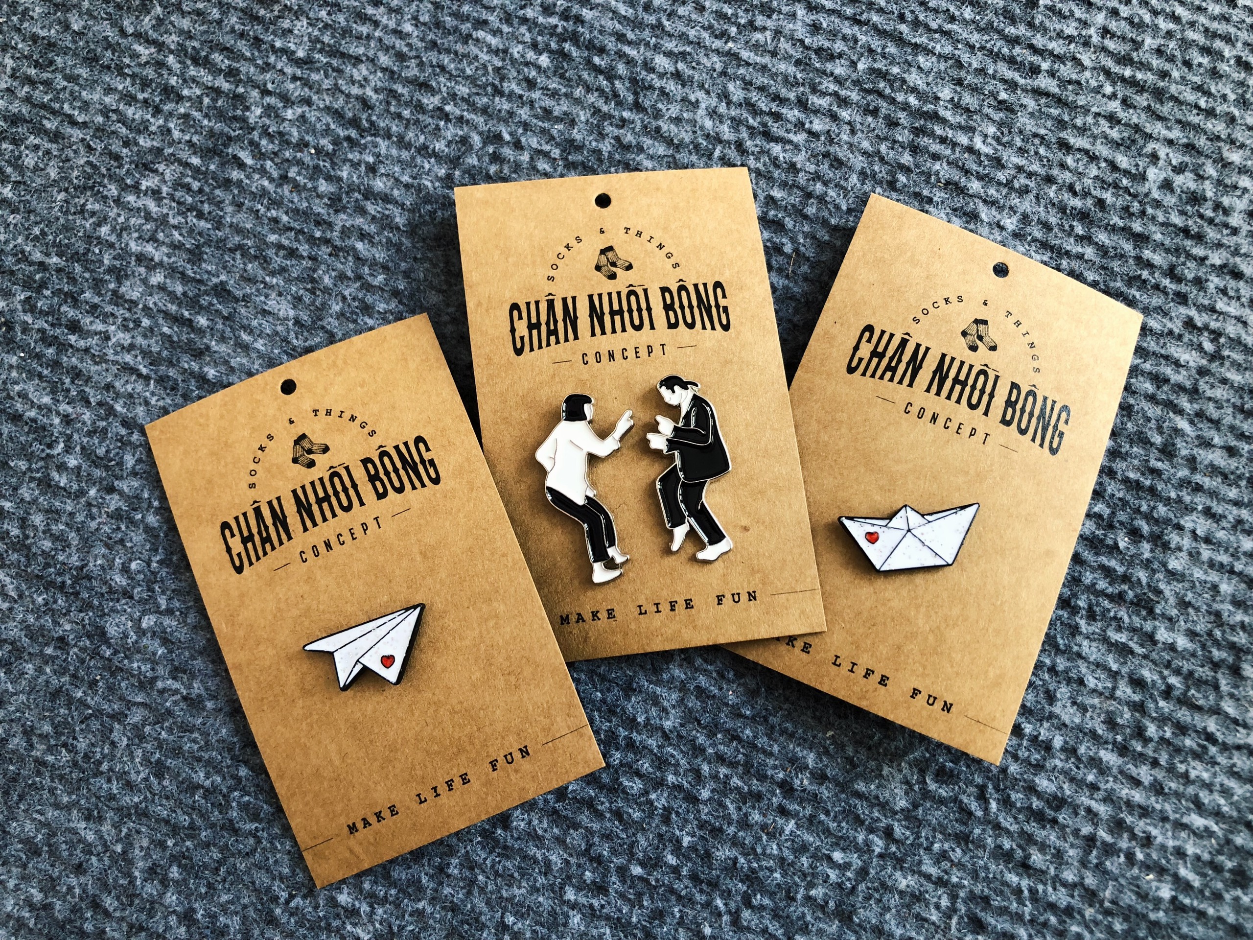 Pin cài áo, balo cá tính - P4