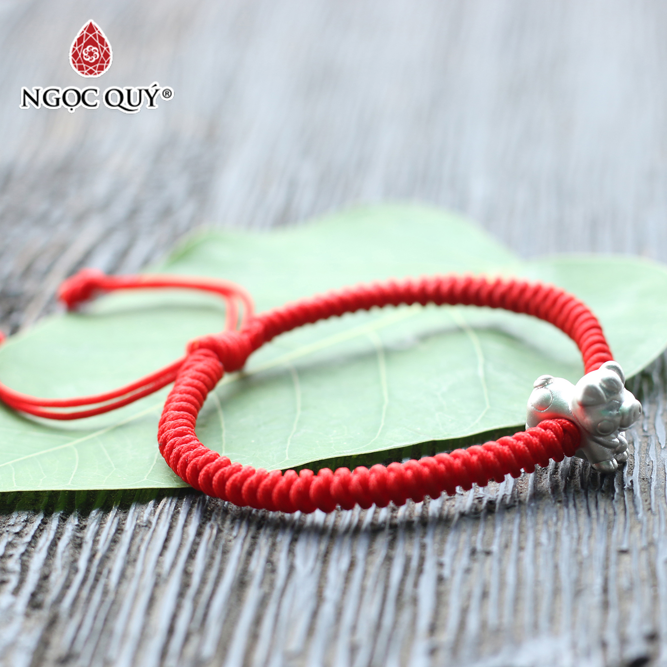 [HCM]Vòng thắt dây đỏ charm con giáp bạc - Ngọc Quý Gemstones