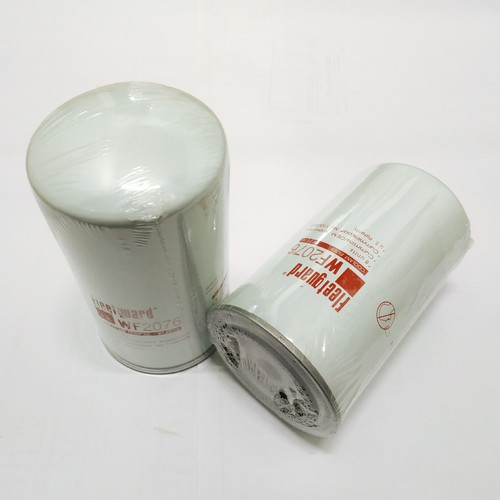 Lọc nước làm mát Fleetguard WF2076
