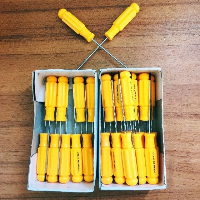 Tua vít mini 2mm (∅2 x 13cm)
