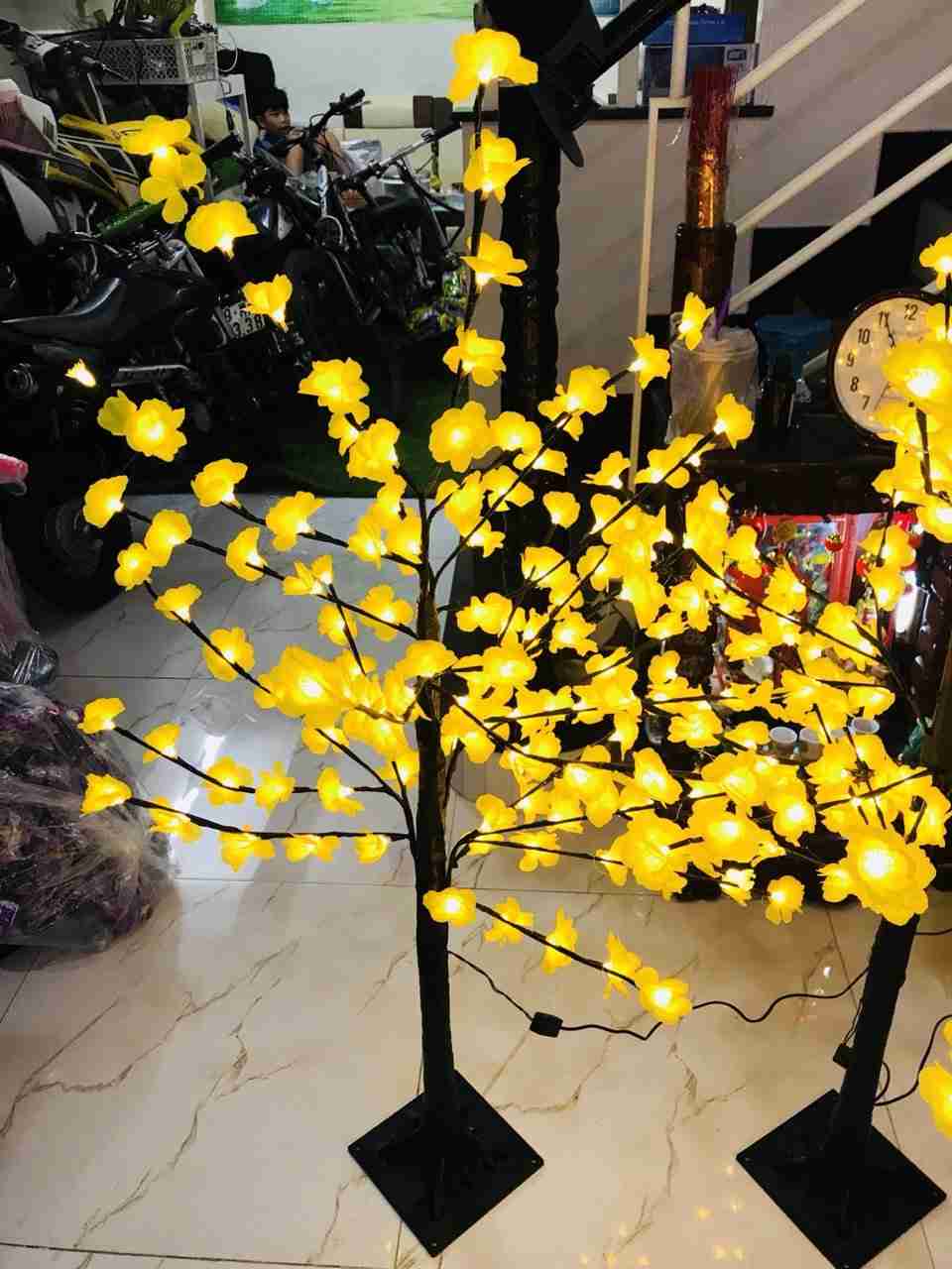 Cây hoa mai có đèn 1m2 - Đèn trang trí hoa mai - Hoa mai giả - Hoa mai có đèn