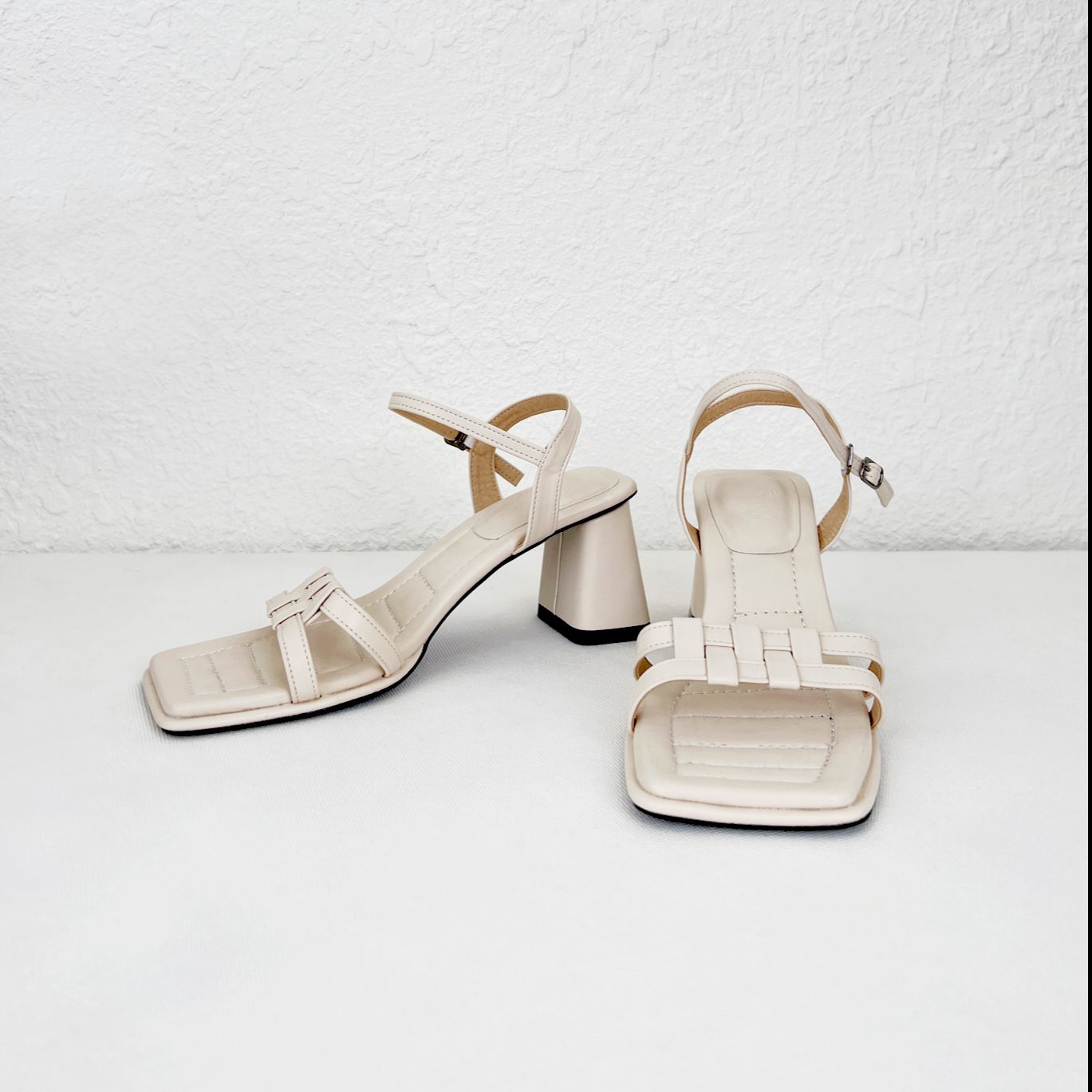 Olv - giày jane trapeze buckled heels