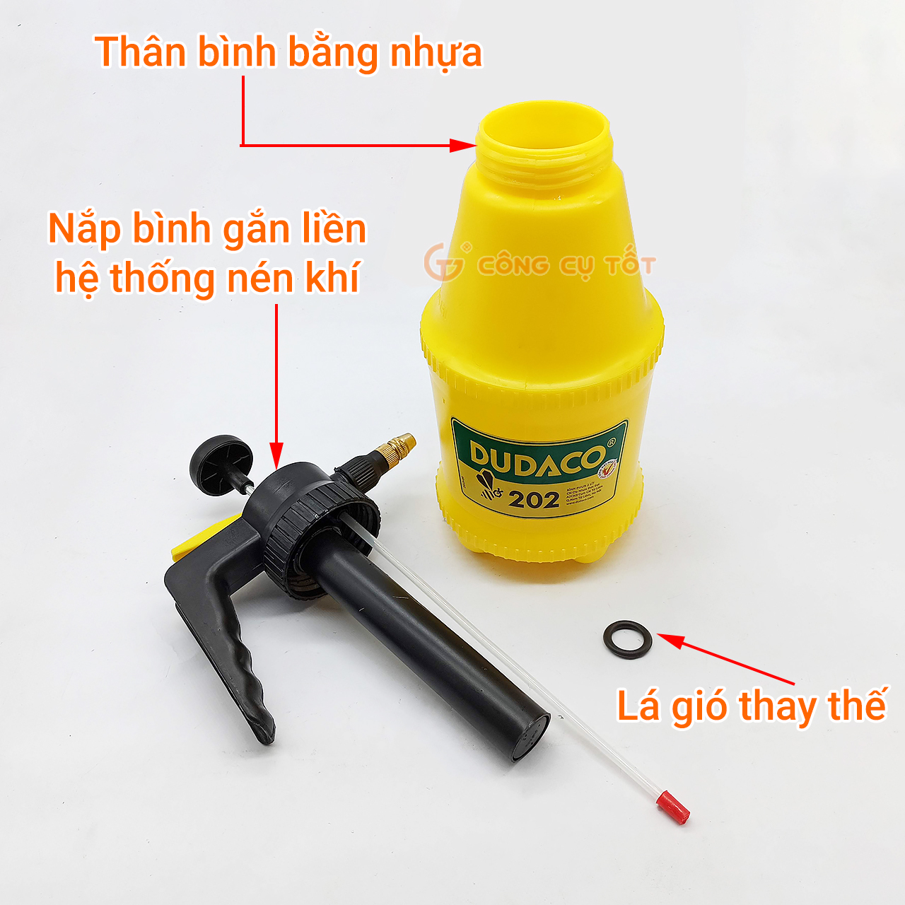 Bình tưới cây DUDACO 2L màu vàng