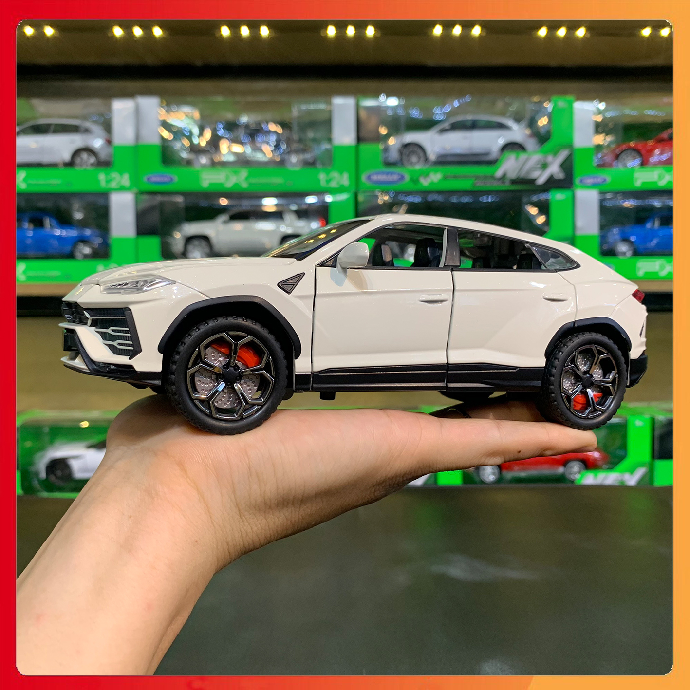 MÔ HÌNH XE LAMBORGHINI URUS TỈ LỆ 1:24 HÃNG CHEZHI