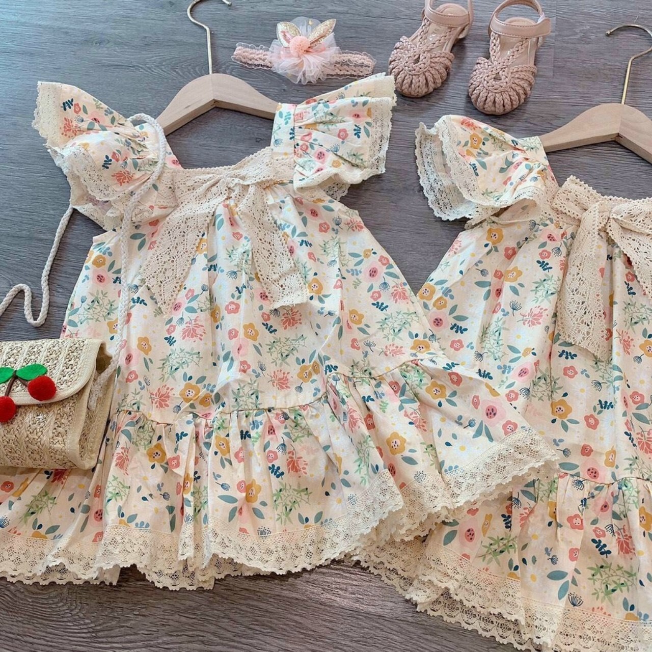 Váy nơ ren tiểu thư cho bé 8-16kg