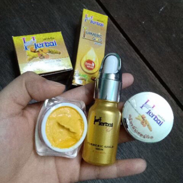 Combo serum + kem nghệ Herbal Thái Lan