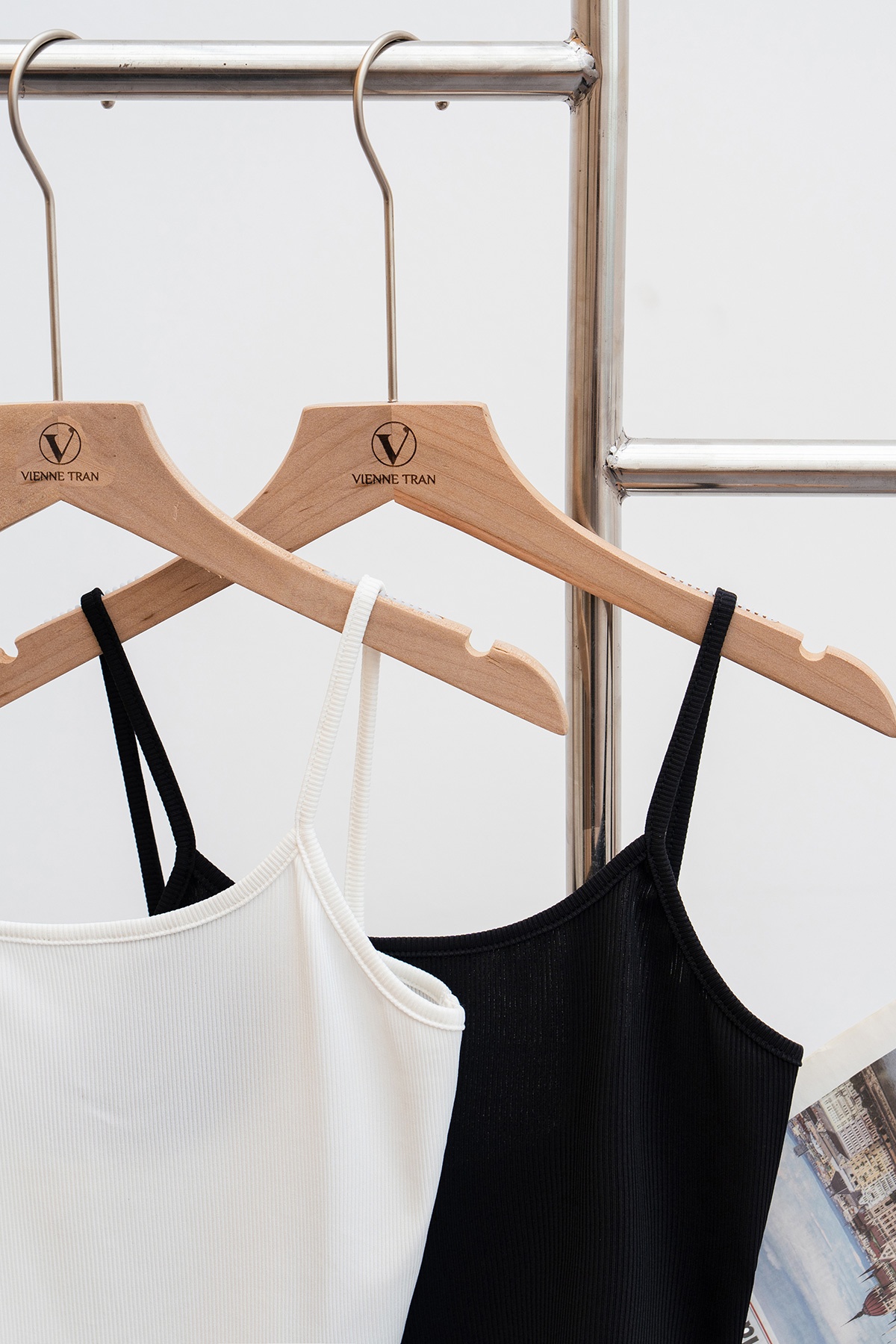 Áo 2 Dây Lamer Croptop D61R23H002