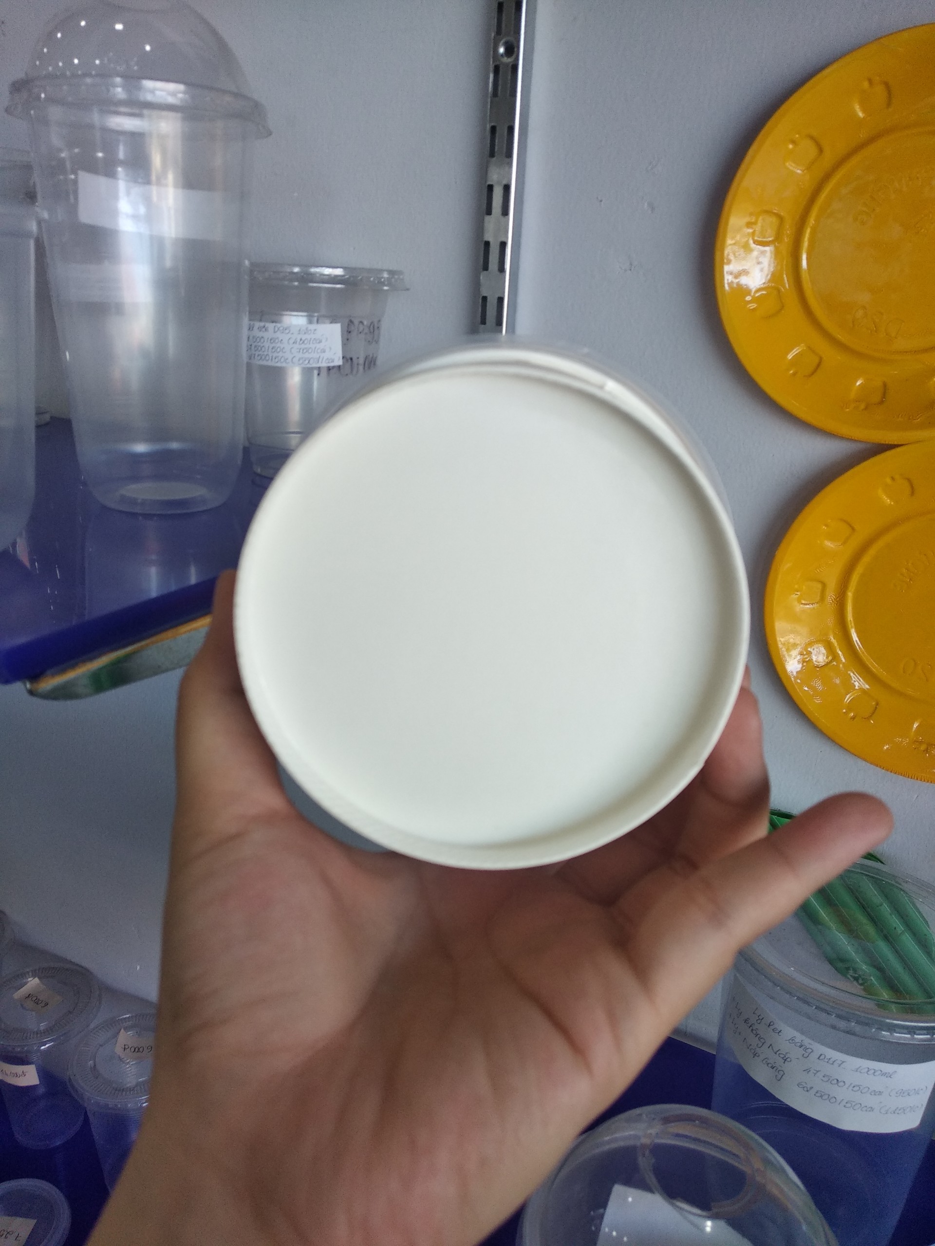 50 TÔ GIẤY + NẮP BẰNG