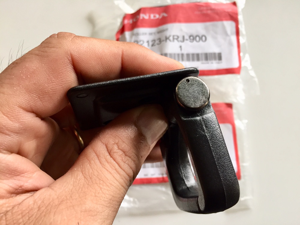 [HCM]Móc treo đồ Sh ý mới 100%