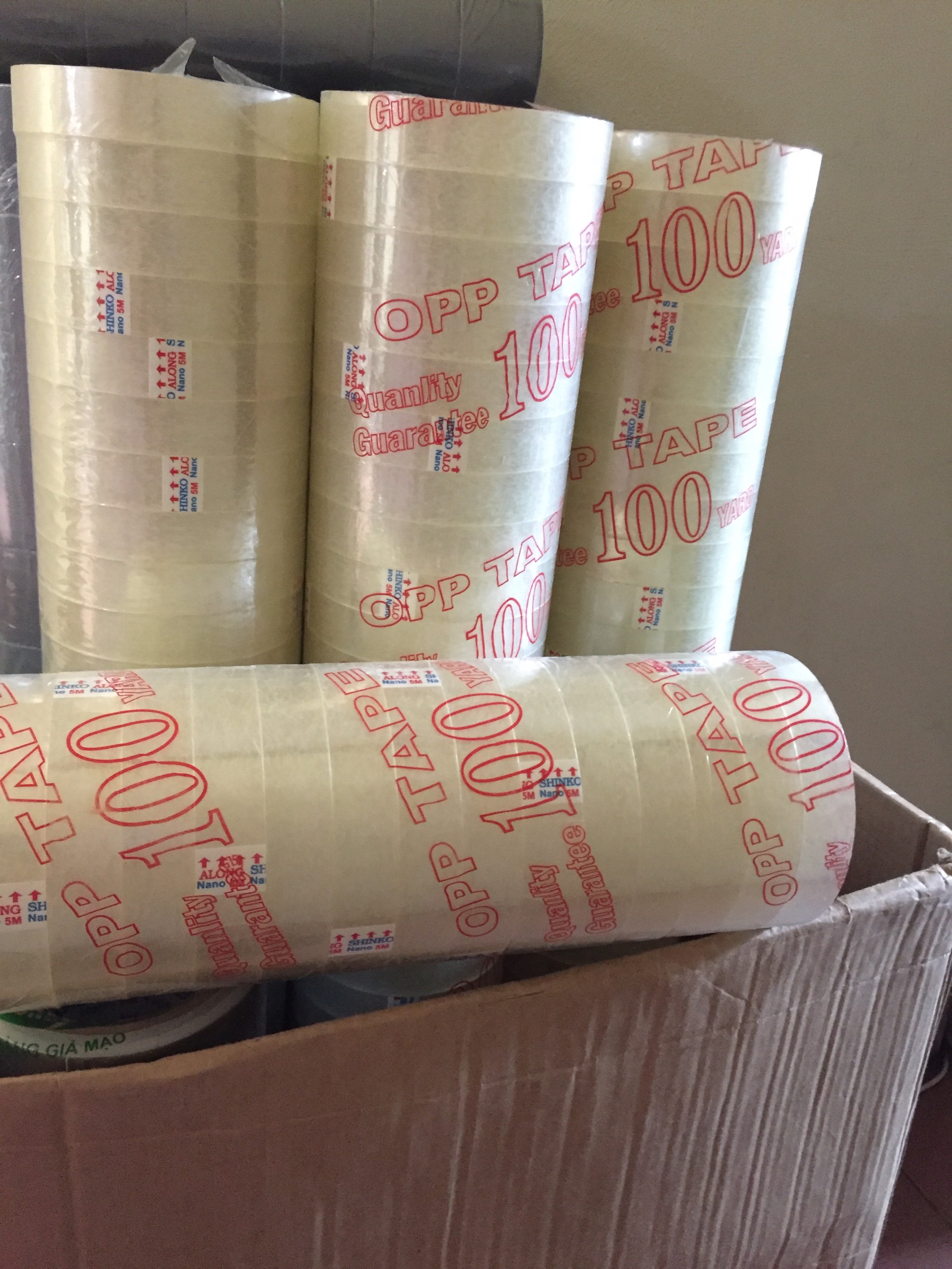 Băng keo trong 2F cây 14 cuộn