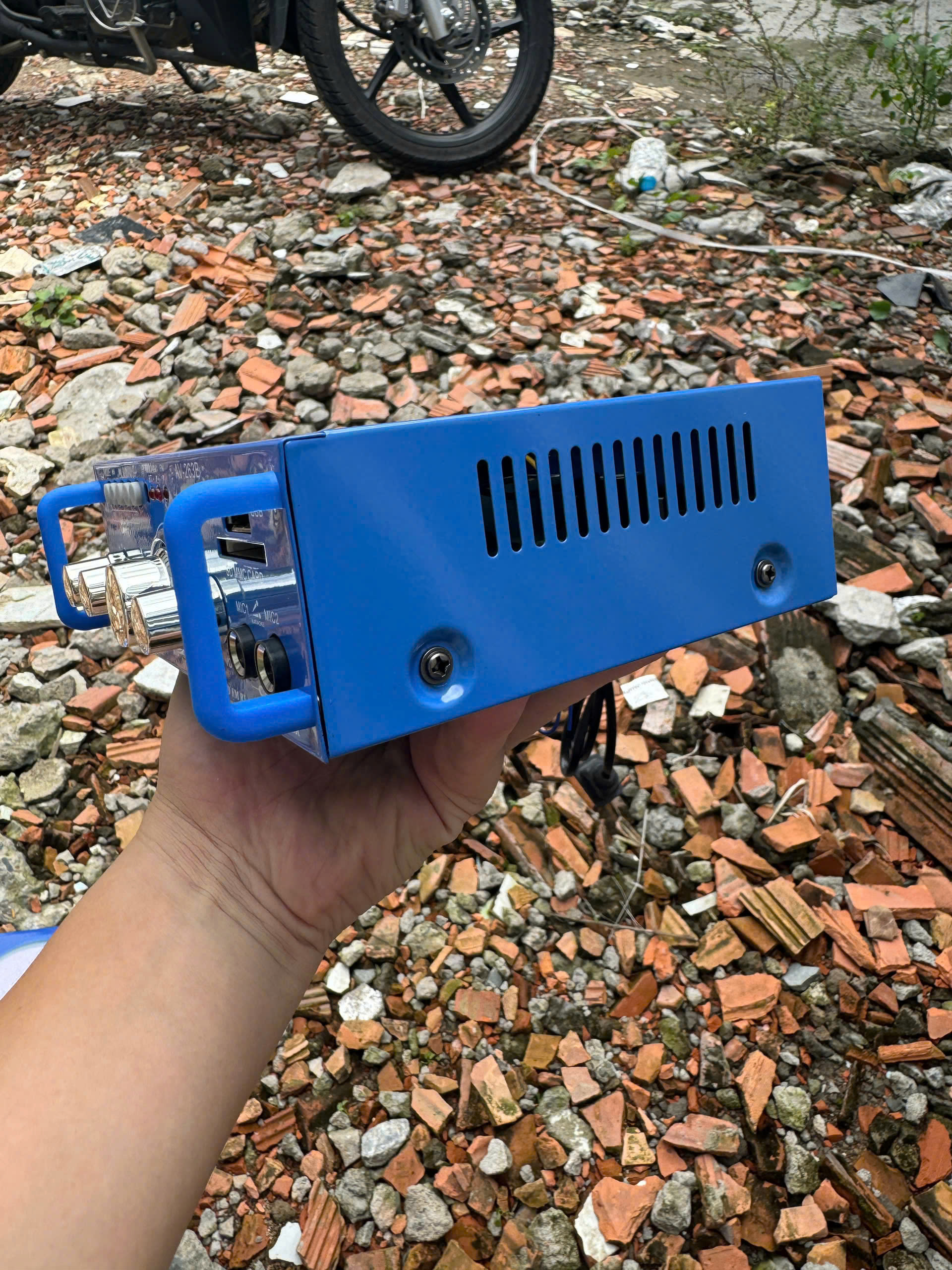 Ampli mini AV-263BT bluetooth hát karaoke công suất 200w