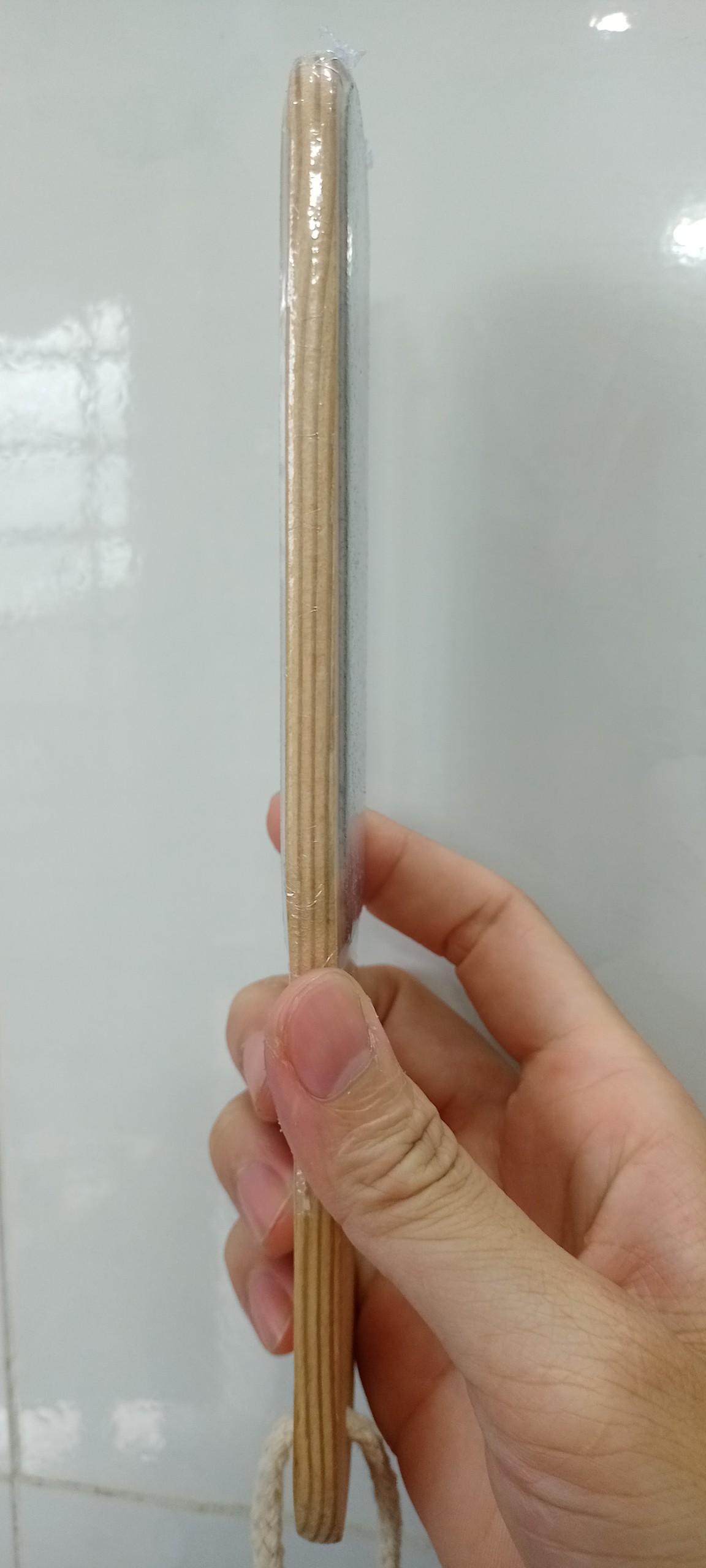 [HCM]Dụng cụ chà gót chân 2 mặt nhám cán gỗ - phulieutocthuduc