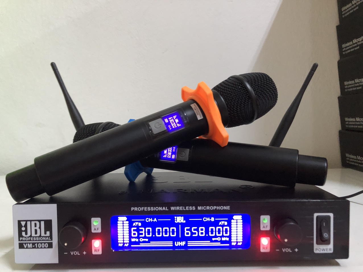 MICRO KHÔNG DÂY JBL - VM 1000 (mẫu mới nhất năm 2023,giá rẻ )