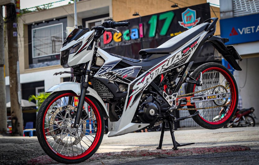 Tem rời satria chữ tàu đen trắng