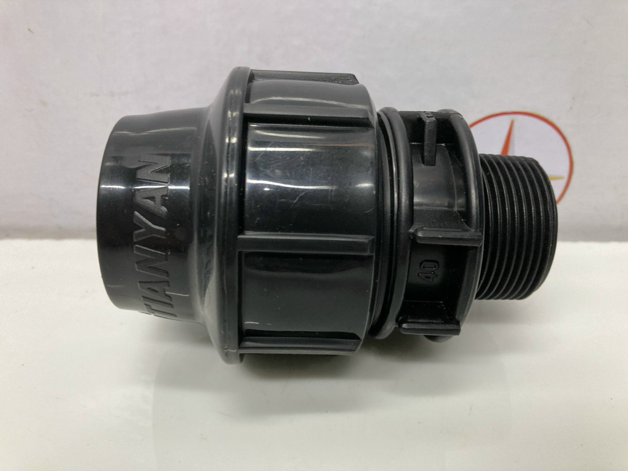 Nối ren( trong, ngoài ) HDPE 40x1 1/4 TIANYAN