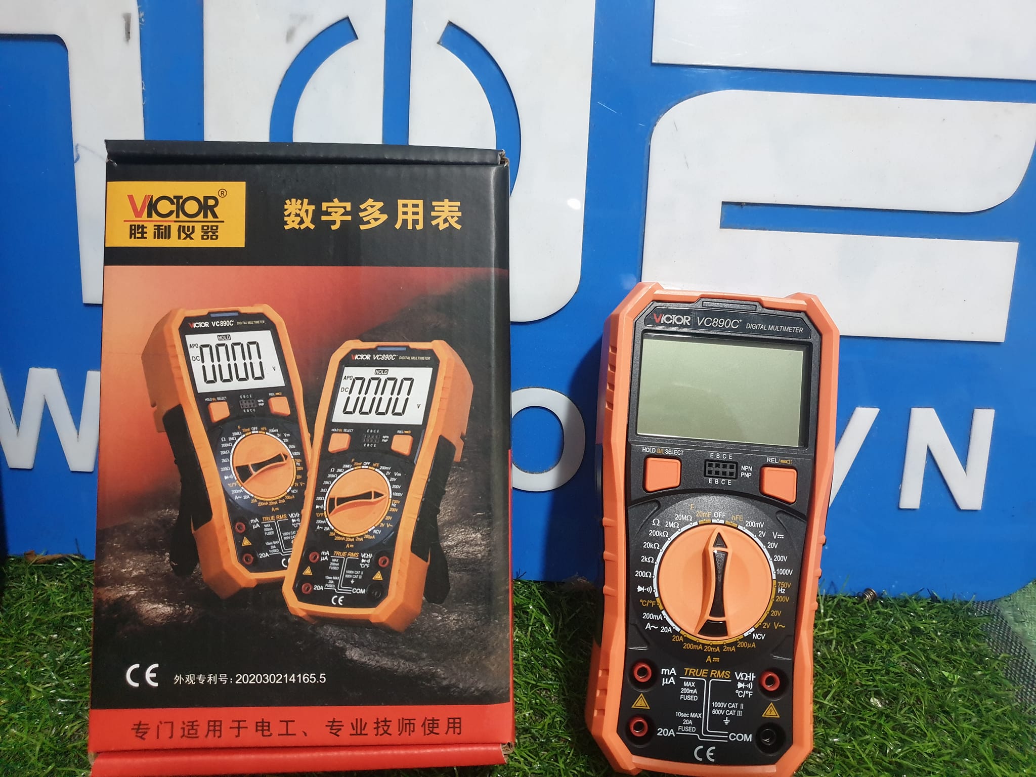 Đồng hồ VICTOR VC890C+ có video mô tả sp
