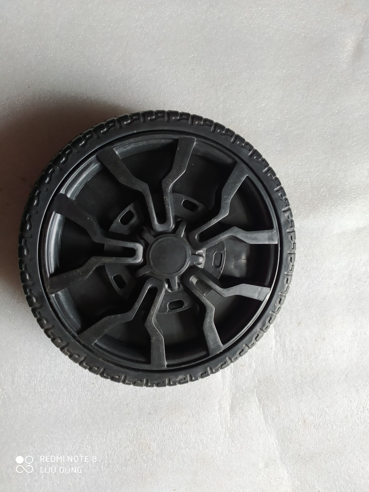 2 bánh xe ô tô điện trẻ em 5189