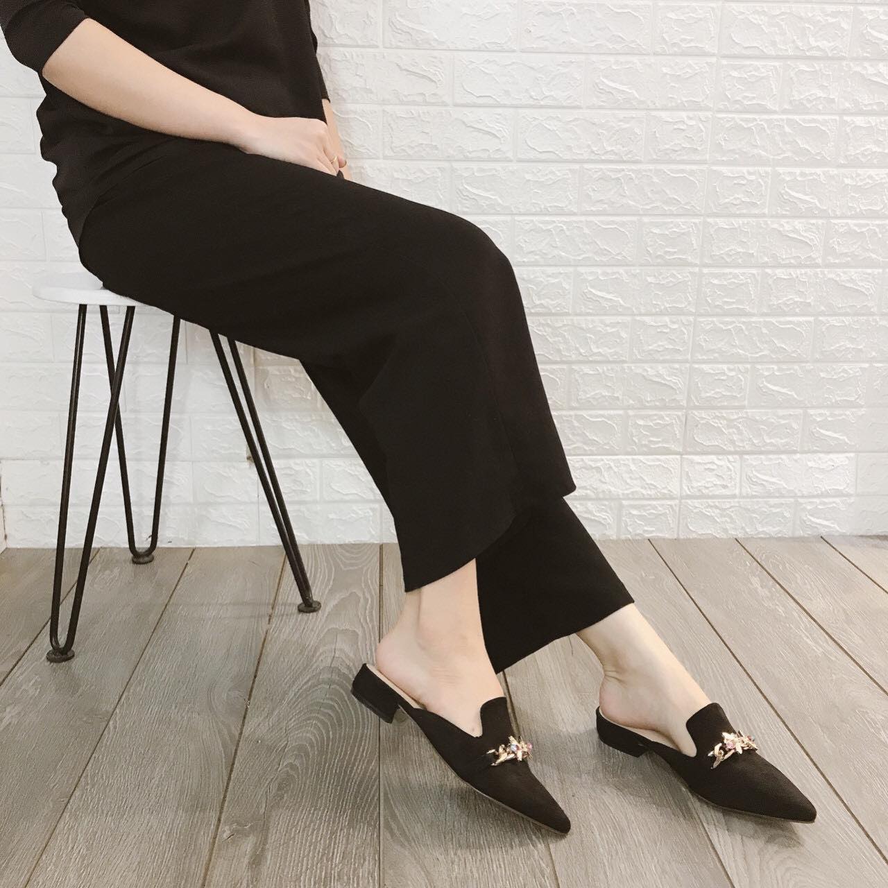 Sục ZR khoá đá siêu xinh
