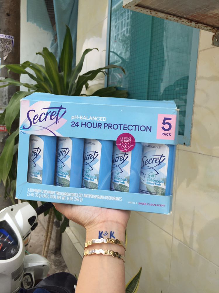 Lăn khử mùi dạng sáp SECRET -73g