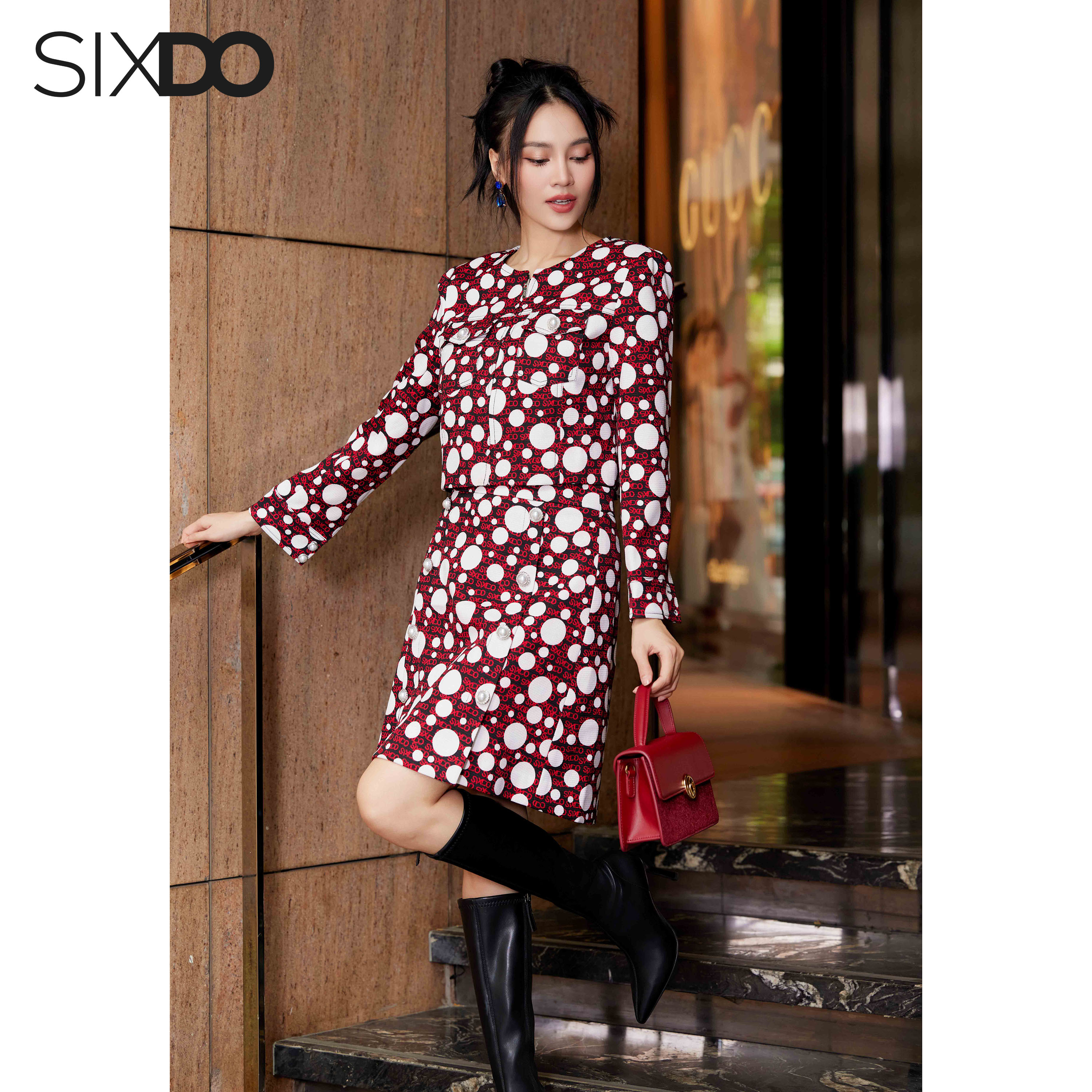 Chân váy thô chấm bi chữ A phối cúc SIXDO (Black With White Polka Dot Mini Raw Skirt)
