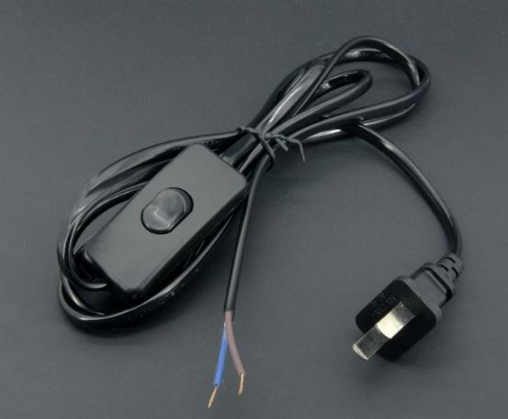 Dây điện có chui cắm dài 1.8m - 0.75m2 - 150W - Có công tắc trên dây - Màu ĐEN