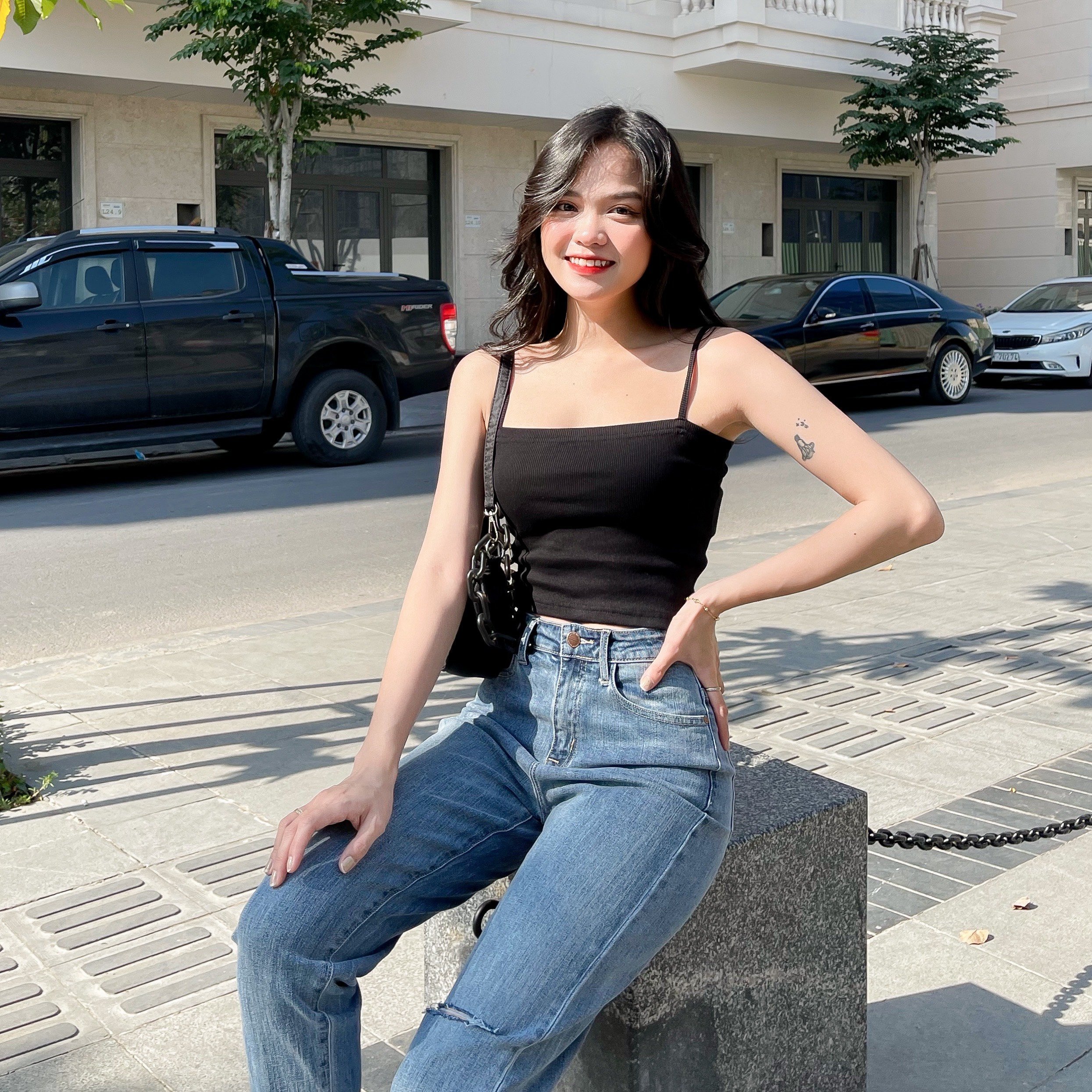 ZAREEN | ÁO 2 DÂY BASIC OAL03 ĐEN