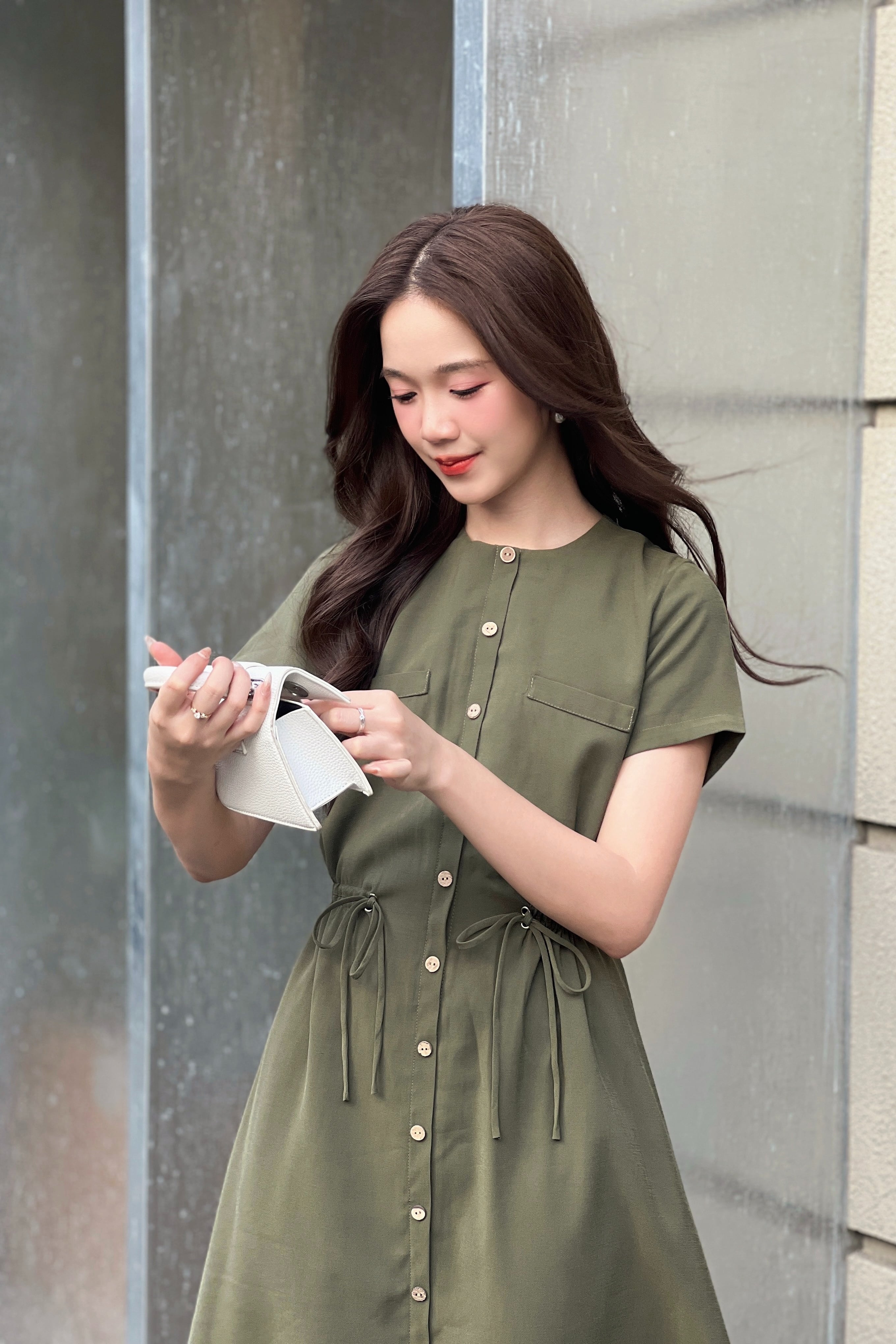 Voucher siêu sale 15% OLV - Đầm suông rút dây eo 2 màu Dress