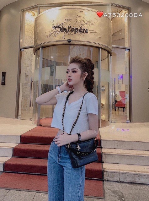 Áo croptop form rộng cổ tim - SIKY - ACRT02