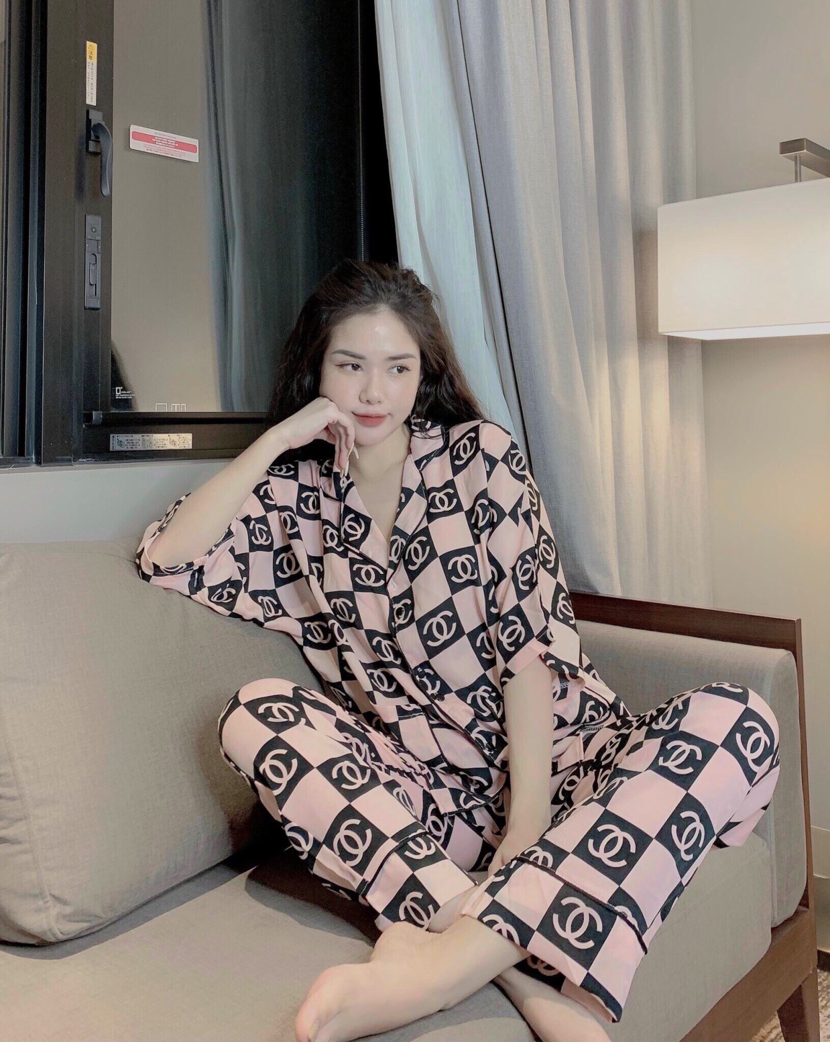 Bộ Pyjama cánh dơi chất lụa Mango mềm mịn, không nhăn,không xù