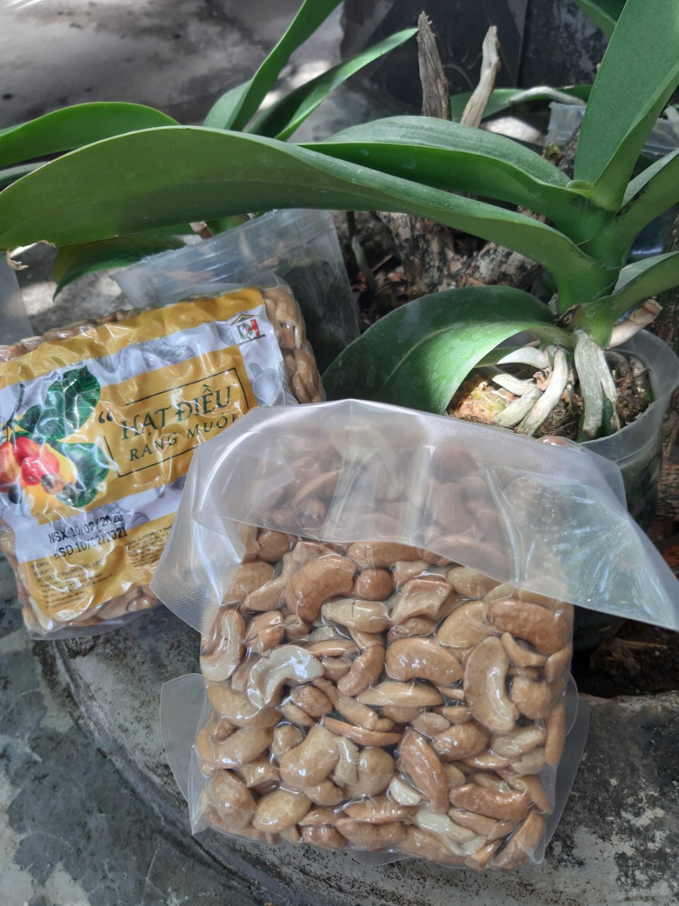 500G HẠT ĐIỀU RANG MUỐI BỂ/VỠ ĐÃ BÓC SẠCH VỎ LỤA