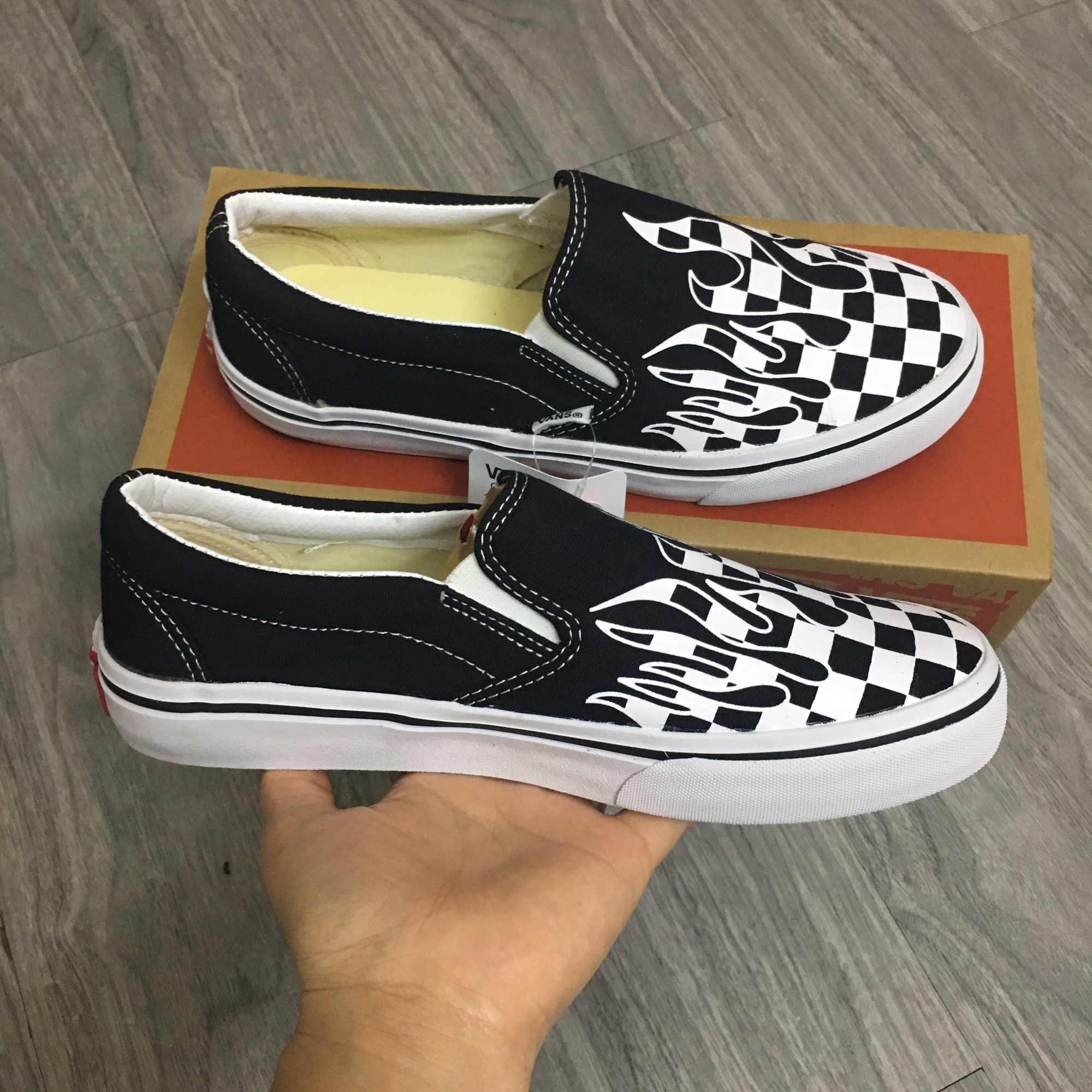[TẶNG HỘP] Giày vans slip on caro lửa ĐEN TRẮNG