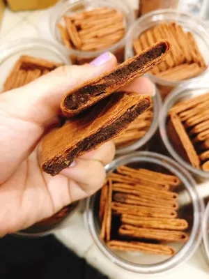 [HCM]Bánh kẹp nhân cacao lon pet 400gr