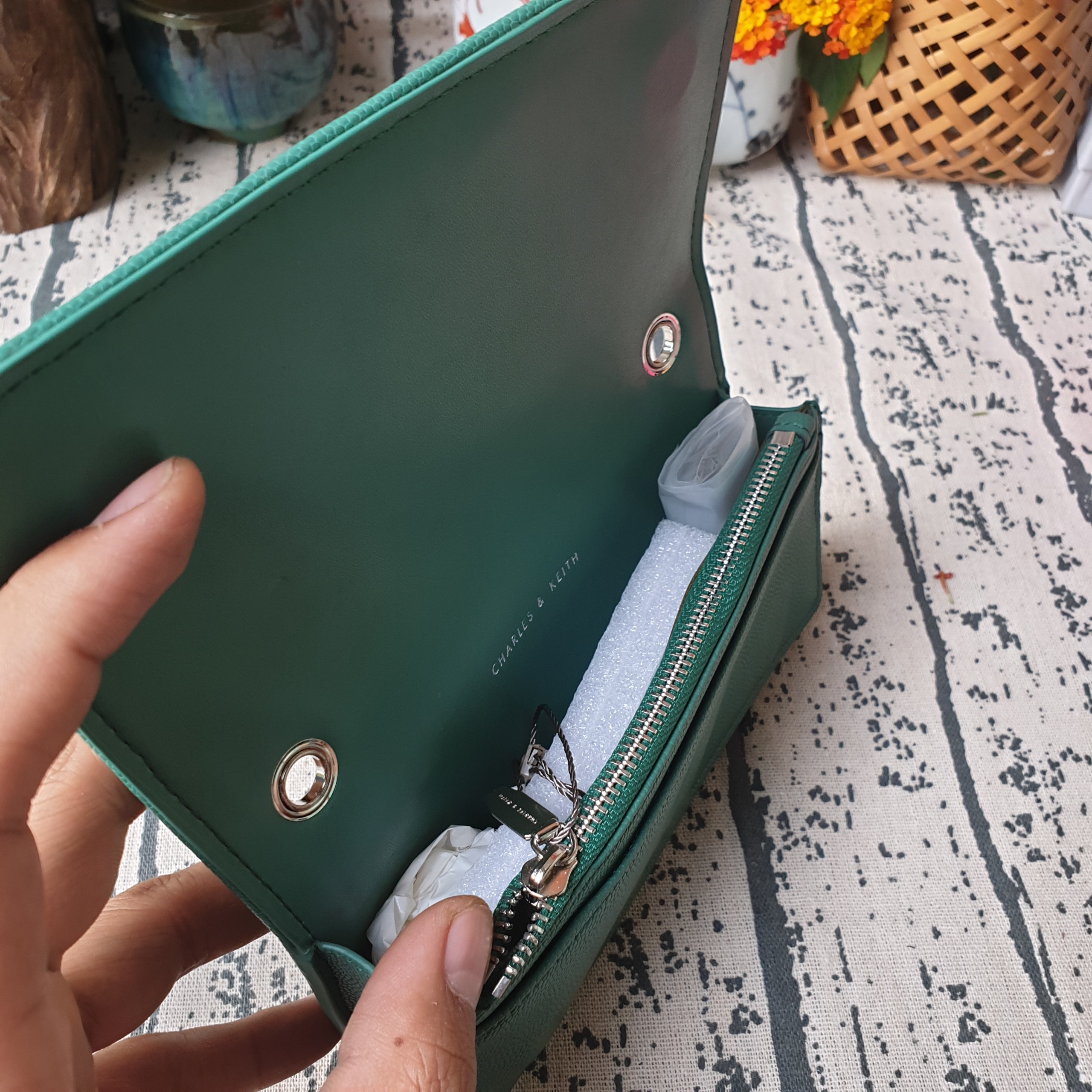 Ví nữ dài ví đeo vai CK6-30680914