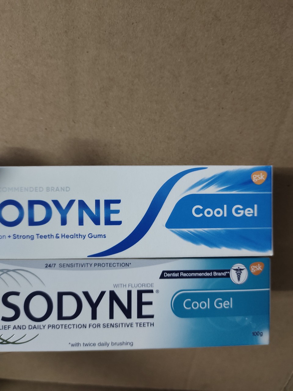 Kem đánh răng Sensodyne 100g