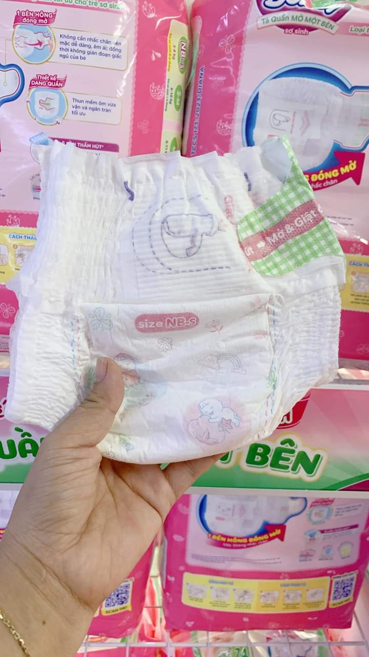 [MẪU MỚI] Bỉm/tã dán sơ sinh Bobby NB70+4 (74 miếng) cho bé 3-5kg . SỈ IB