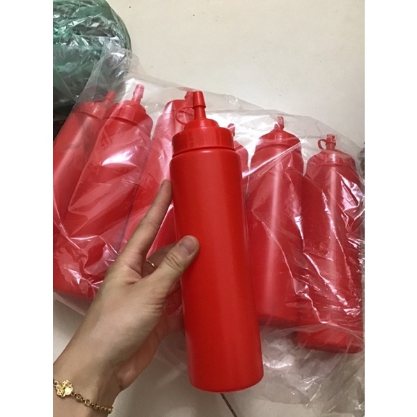 Lọ đựng tương ớt 500ml màu đỏ - chai đựng tương ớt Việt Nhật