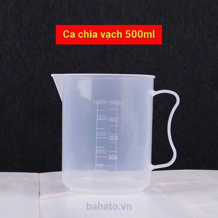 Ca nhựa chia vạch quai liền 500ml