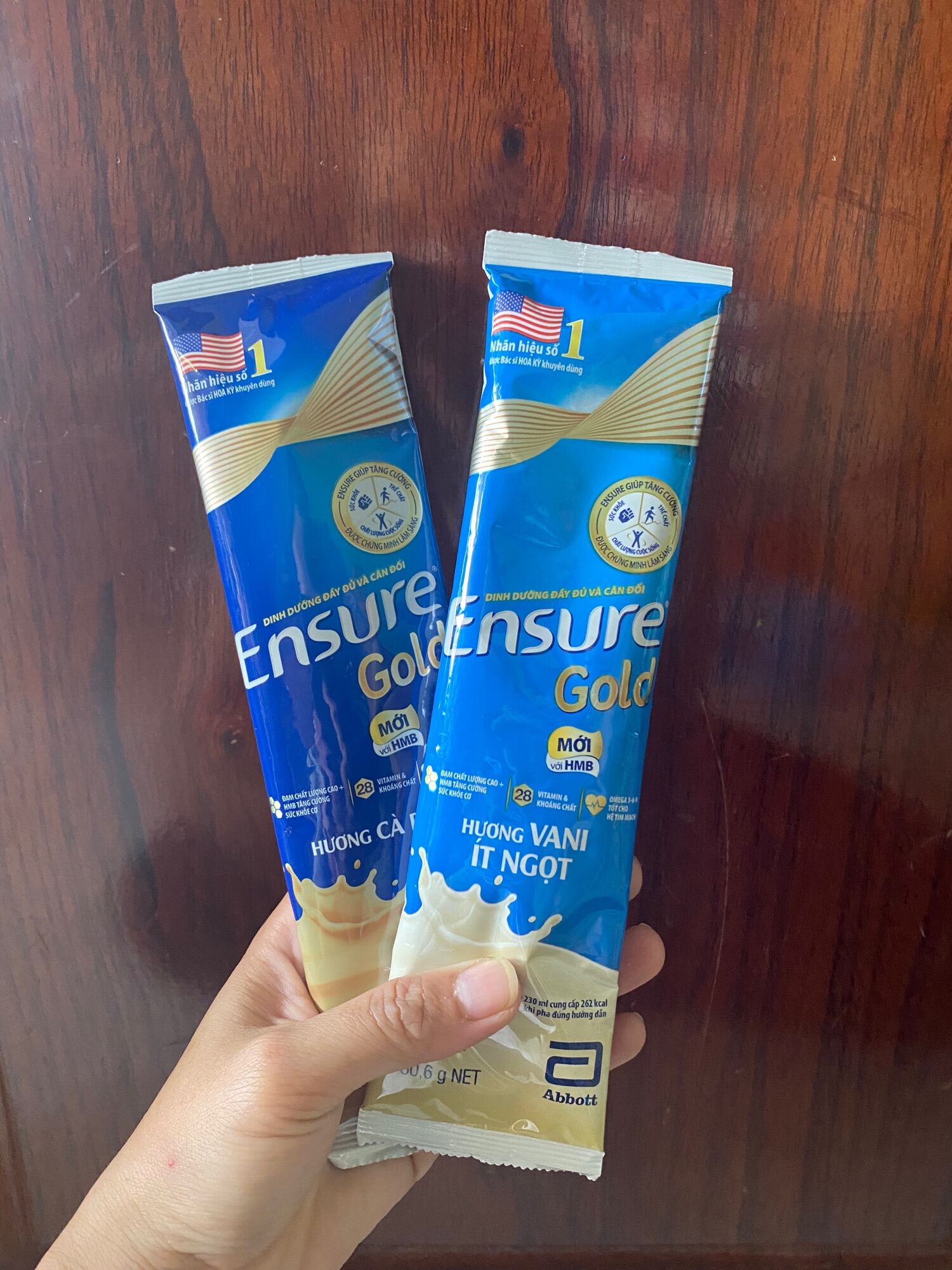 Combo 9 gói sữa bột ensure gói 60,6g
