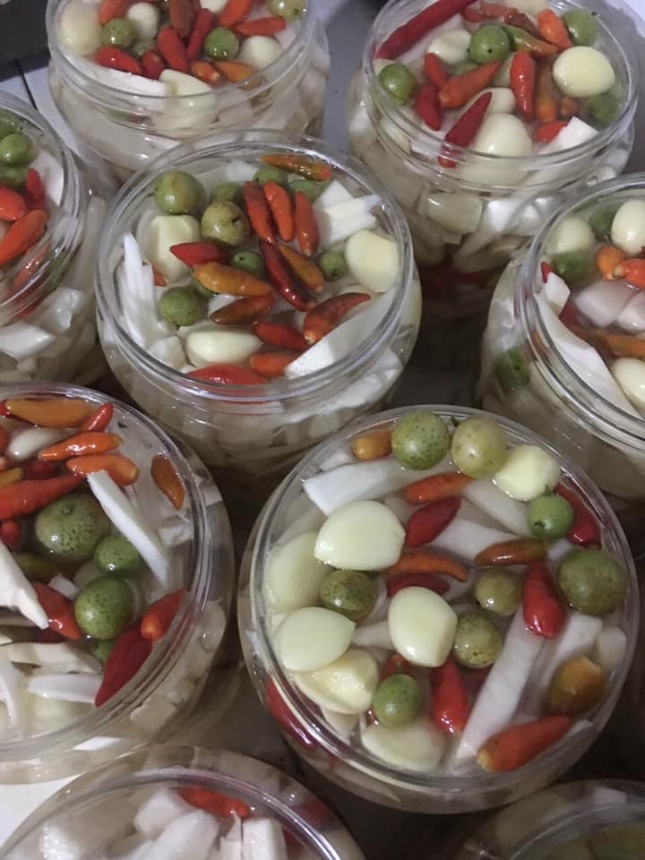 Măng tre ngâm ớt
